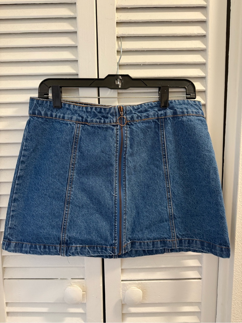 Forever 21 Blue Denim Mini Skirt w Zip-Front
